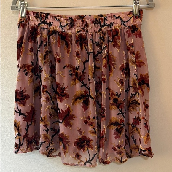 Urban Outfitters Pink Rust Gold Black Embellished Skirt Size M - Picture 3 of 8